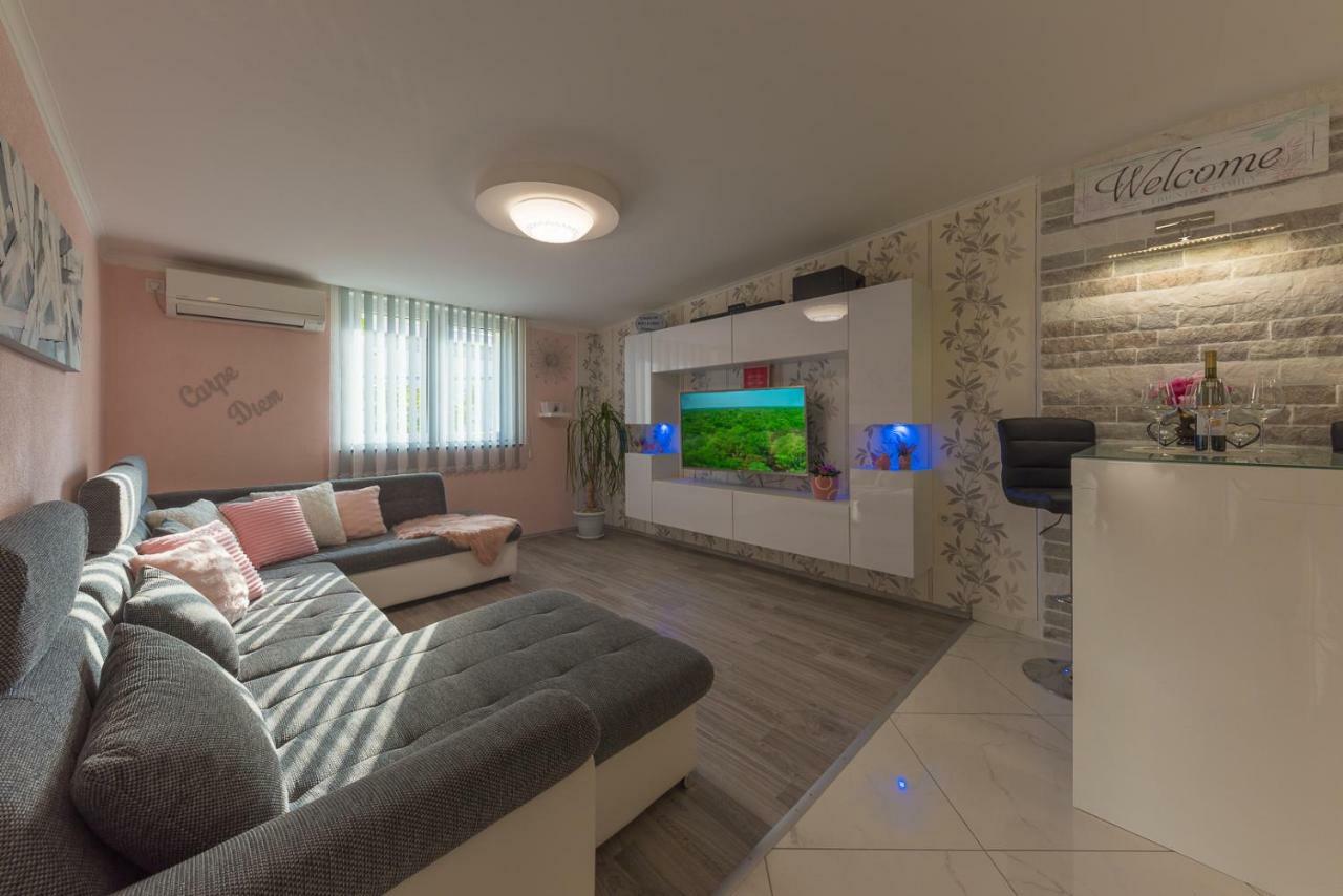 Apartment Danijela II Σίμπενικ Εξωτερικό φωτογραφία