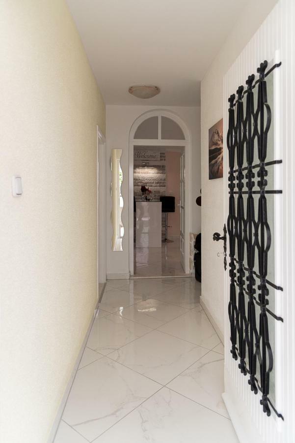 Apartment Danijela II Σίμπενικ Εξωτερικό φωτογραφία