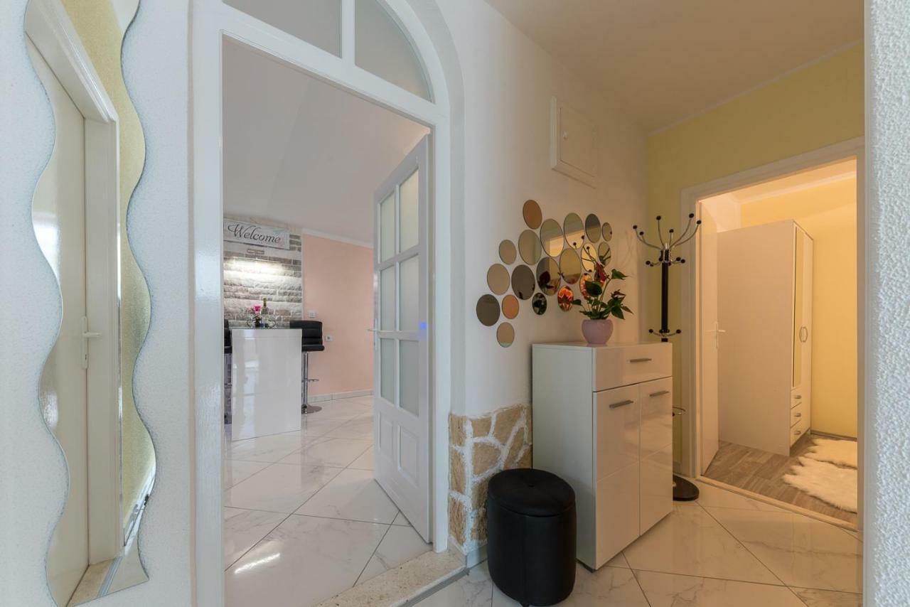 Apartment Danijela II Σίμπενικ Εξωτερικό φωτογραφία